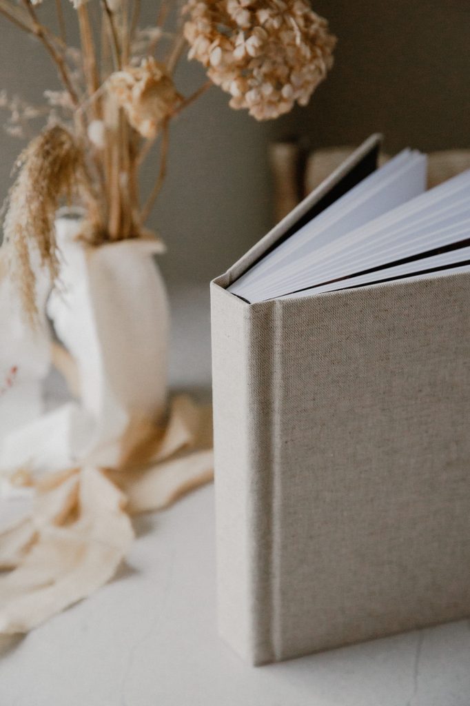 Fine Art Wedding Album showing details of the quality of the printing Ana Galloway Photography